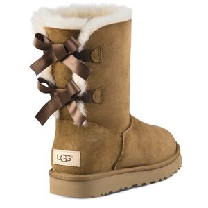 UGG Tan Suede Boots with Satin Bows size 6